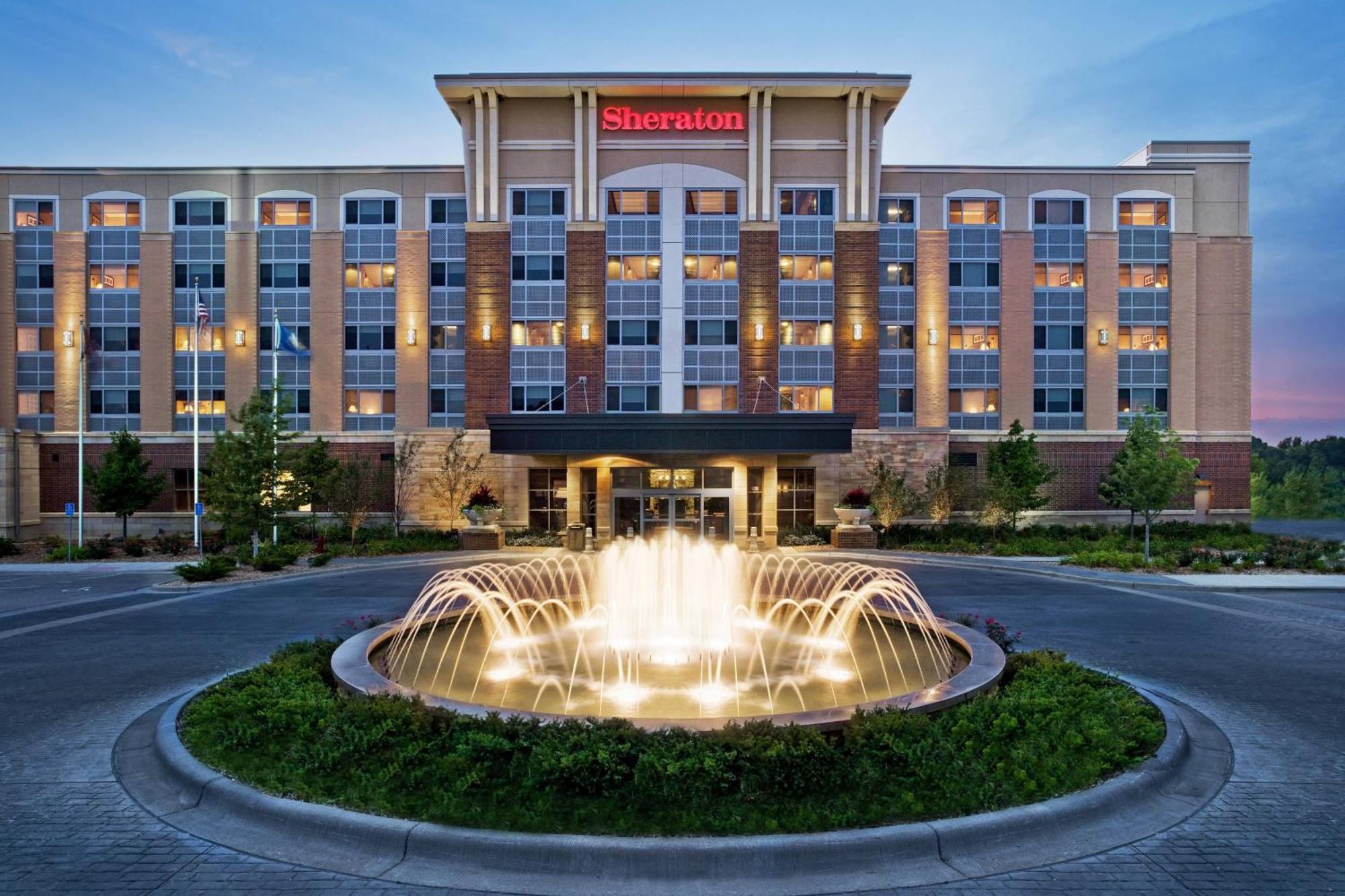 Sheraton St Paul Woodbury Hotel Exterior foto